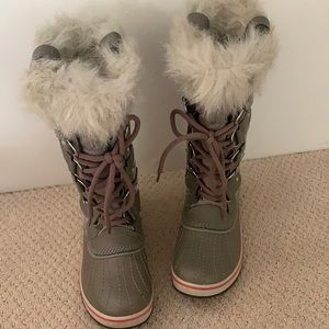 Sorel winter boots